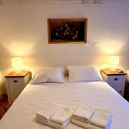 Bed and Breakfast Il Glicine E Con Parcheggio Privato 3*